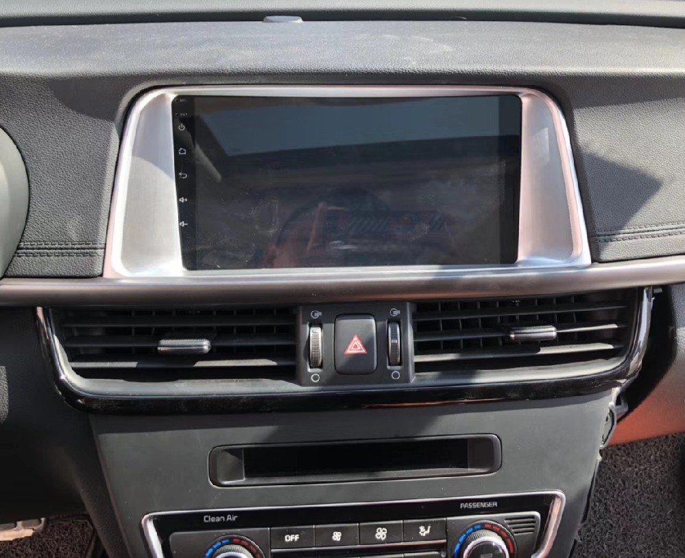 SATNAV MULTIMEDIA SYSTEM FOR AUDI